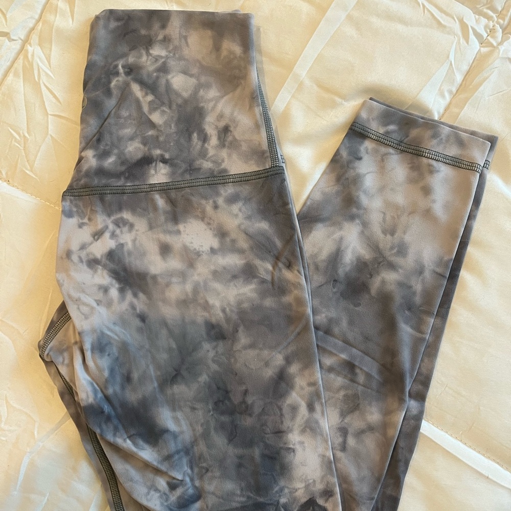 Lululemon leggings size 2, tie dye, only worn a few times!